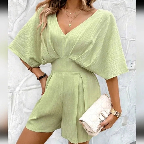 Summer Vacation Casual Solid Color Pleated Batwing Sleeve Jumpsuit With Belt - Picture 4 of 5